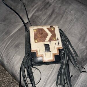Pure Dixie Fringe Crossbody Bag – Cowhide & Leather